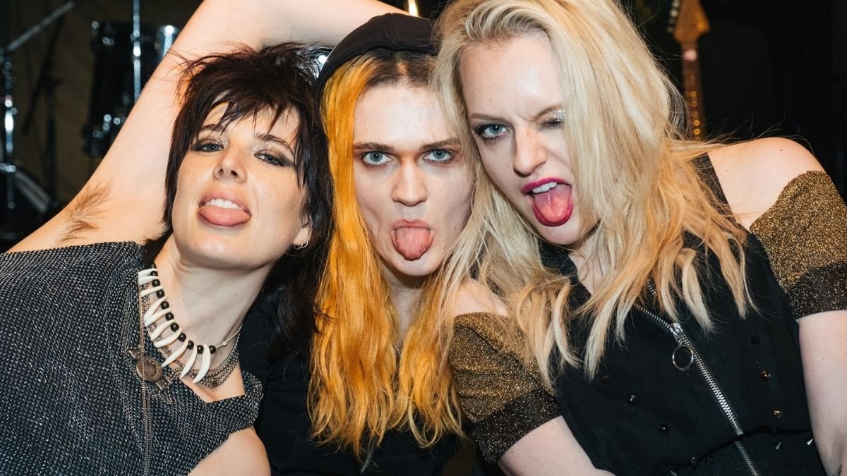 Her Smell - Bande-Annonce