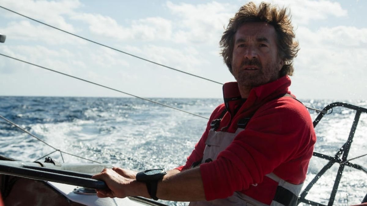 En Solitaire - Teaser