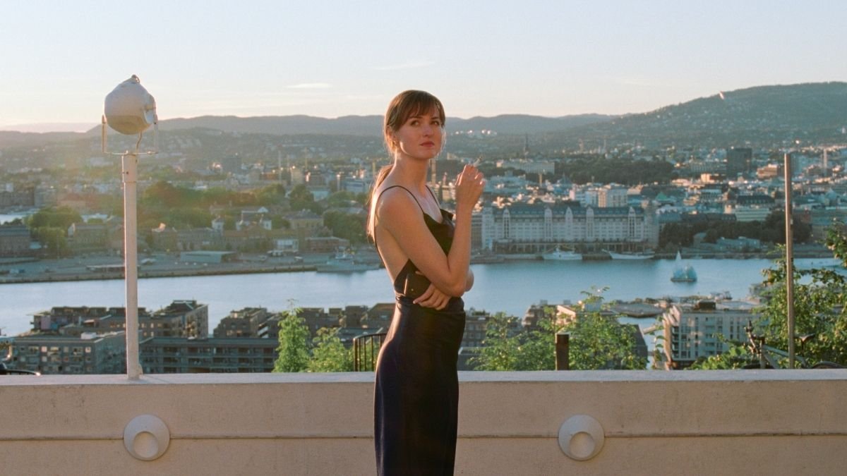 Julie (En 12 Chapitres) - Bande-Annonce