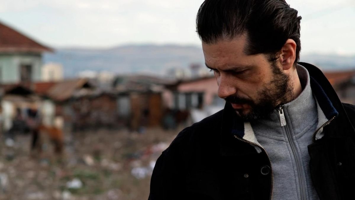 T&ecirc;te Baiss&eacute;e - Bande-Annonce