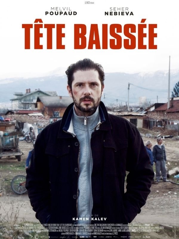 TÊTE BAISSÉE - Affiche